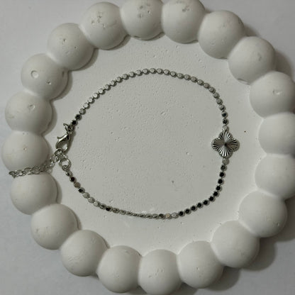 Silver Yonca Bileklik